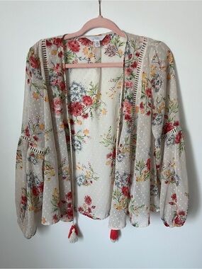 Time and Tru Beige Sheer Floral Embroidered with Tassels S 4 6